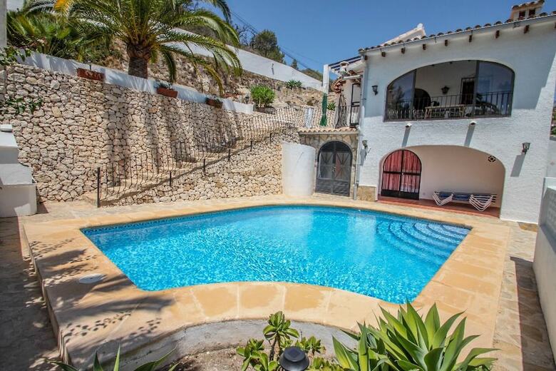 Linda - Modern Villa With Splendid Views In Benissa