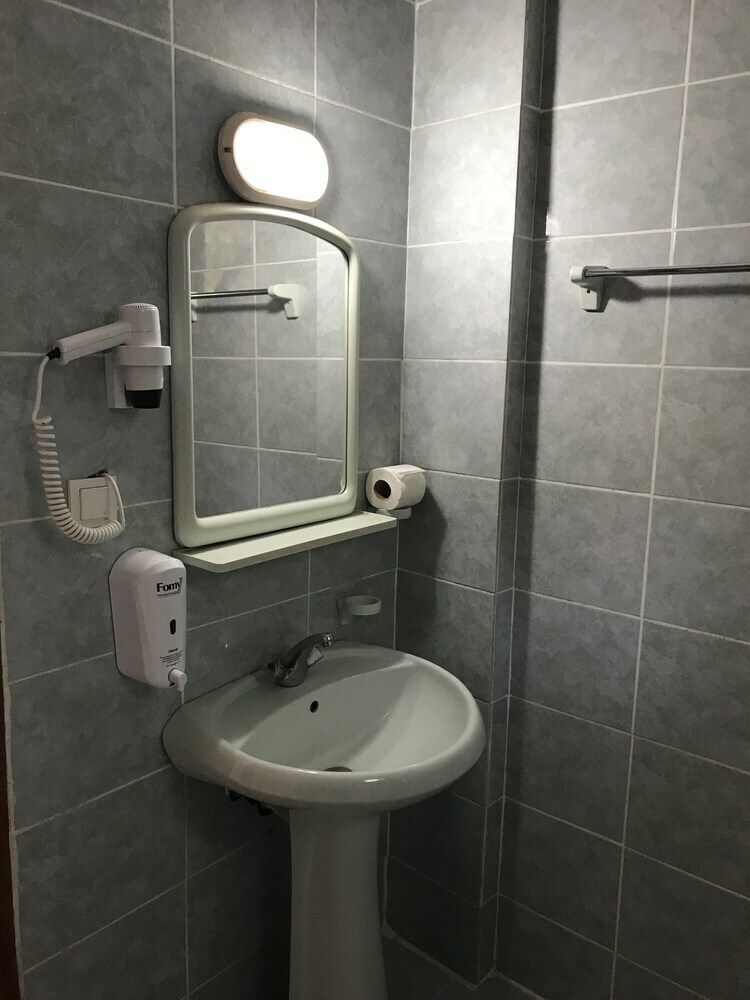 Hisar Aqua Hotel