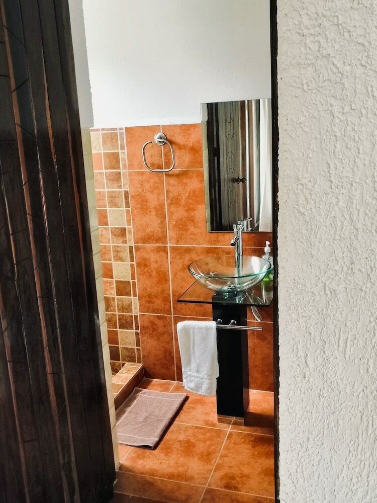 Hostal Mango Hostel