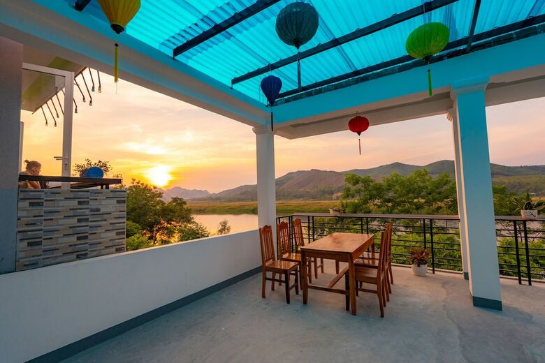 Hostal Fami Homestay - Hostel