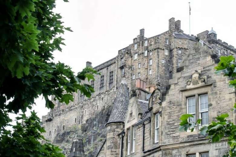 Stylish Castle View Apartment