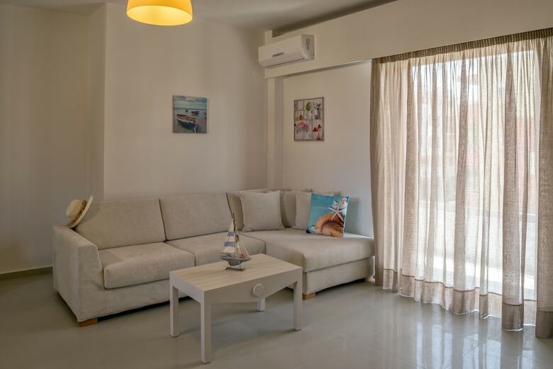 Aloe Apartments & Studios