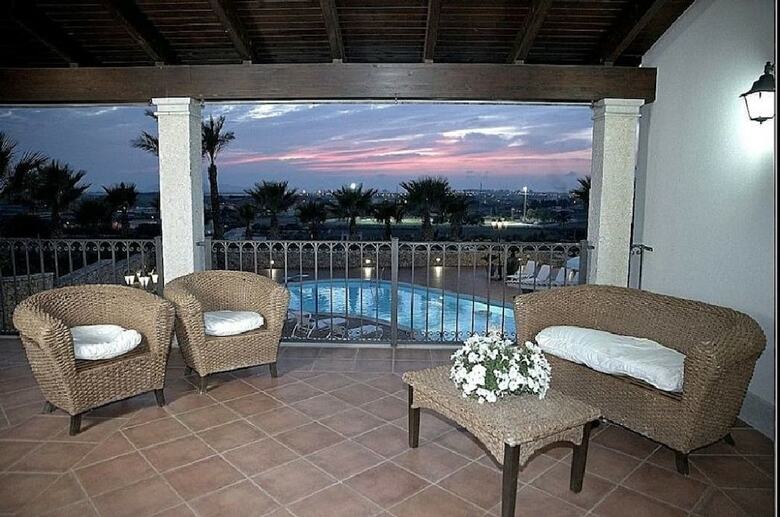 Villa Egadi Con Piscina E Campo Da Tennis