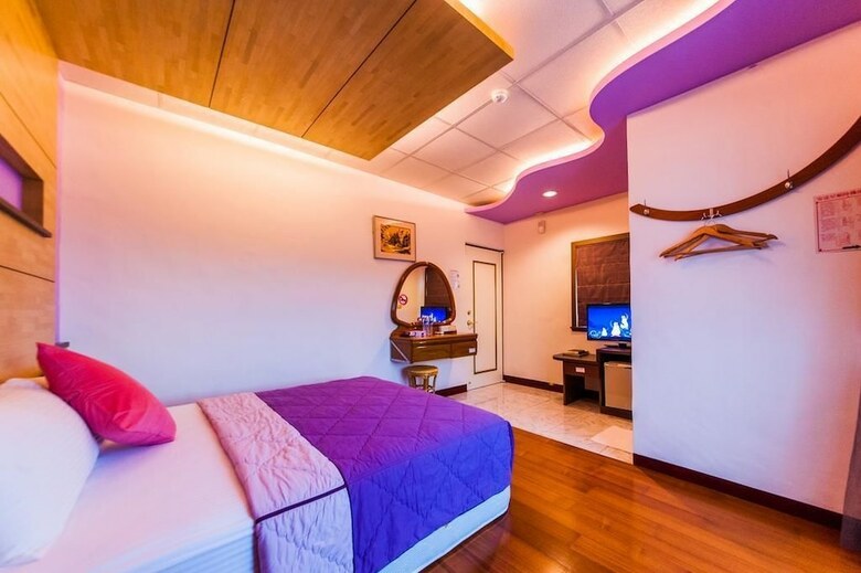 Hotel Kending Fengcai Homestay