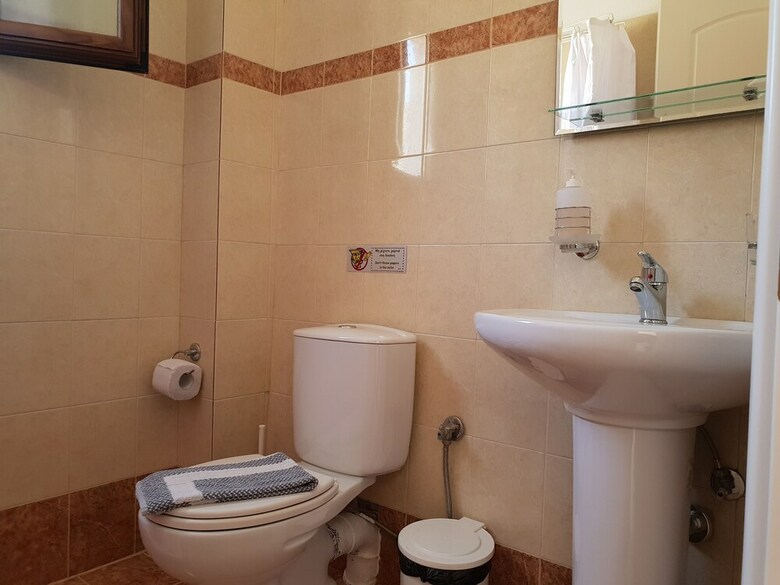 Domaine Papakonstantis Apartments To Let