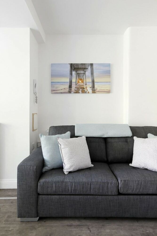 Apartamentos Modern Contemporary 2 Bed With Garden