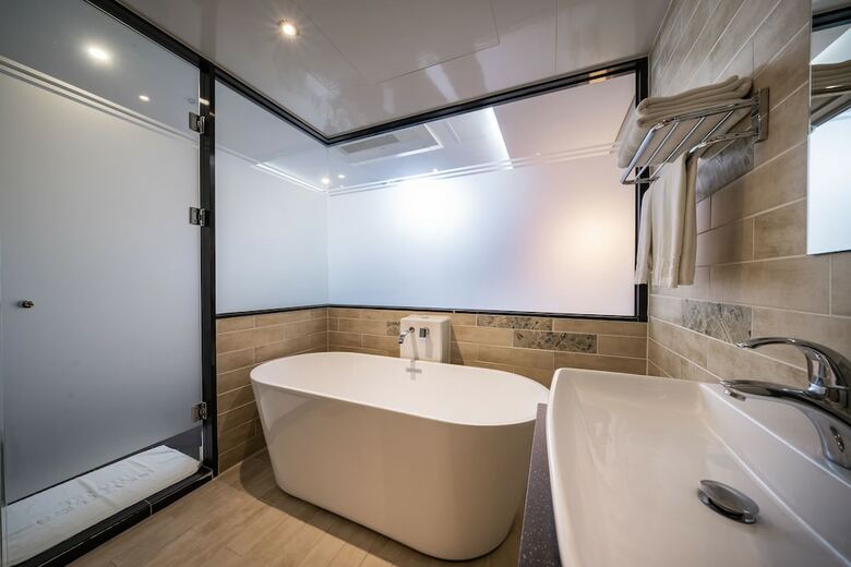 Seattle B Hotel
