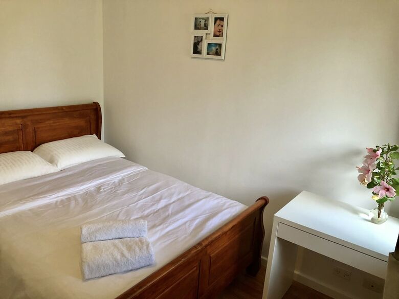 Riverton Lodge - Walk To Shopping Centre