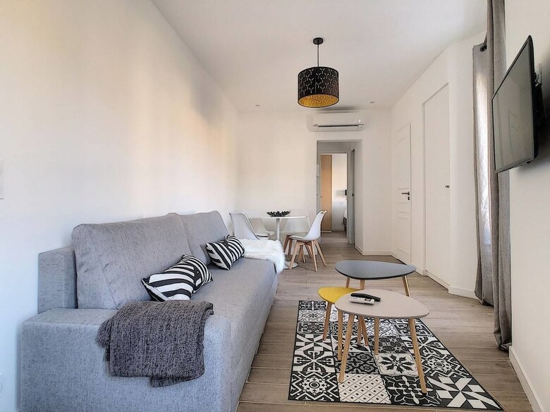 Beautiful Apart, Private Building, Cannes Center
