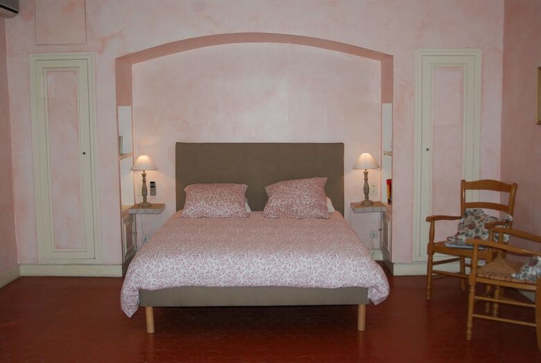 Hotel Ch�teau Cornillon Chambres D'h�tes