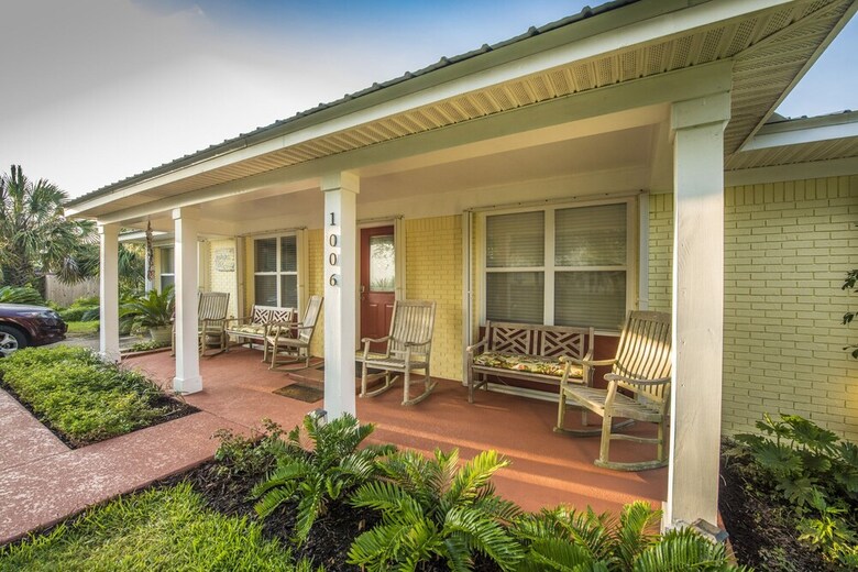 1006 Panferio Drive - Three Bedroom House