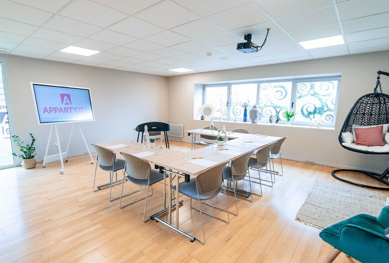 Aparthotel Park & Suites El�gance Cornebarrieu