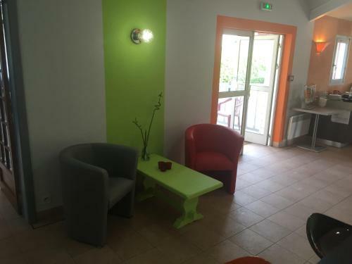 Hotel H�tel Balladins Troyes