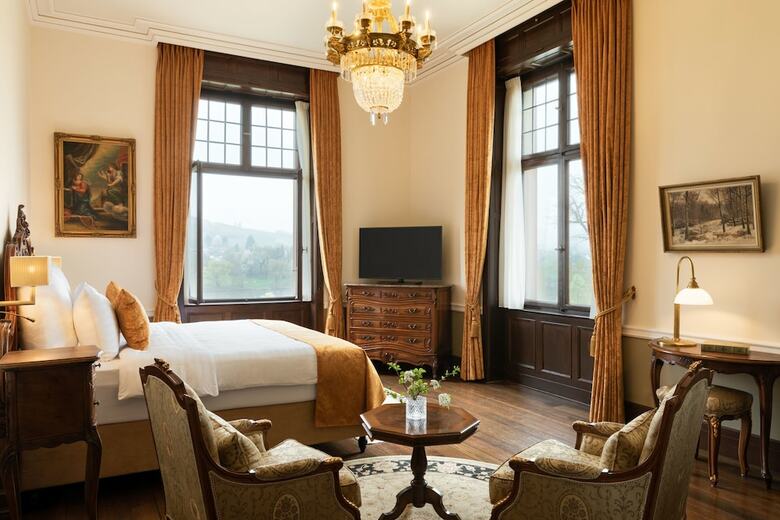 Hotel Schloss Lieser, Autograph Collection