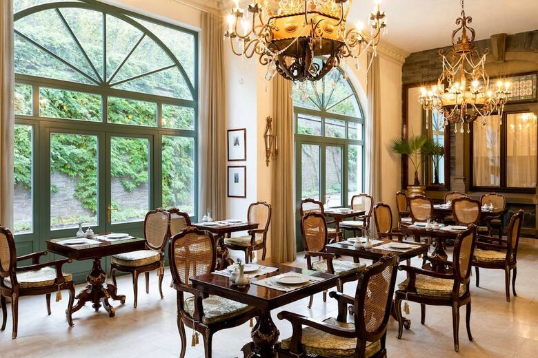 Hotel Schloss Lieser, Autograph Collection