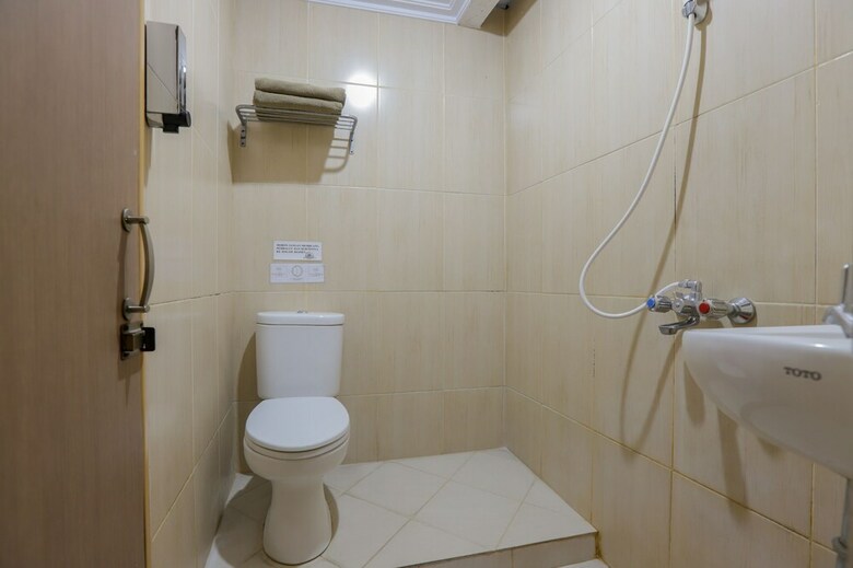 Oyo 918 Hotel Senen Indah