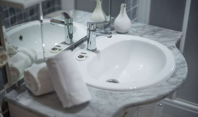 Julius House With Pool 7km From The Beach (R75)