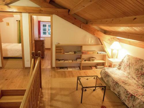 Entre Rivi�re Et For�t En Auvergne