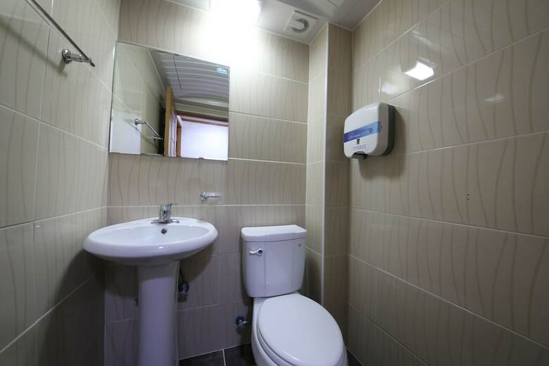 Hotel Bee House Hostel