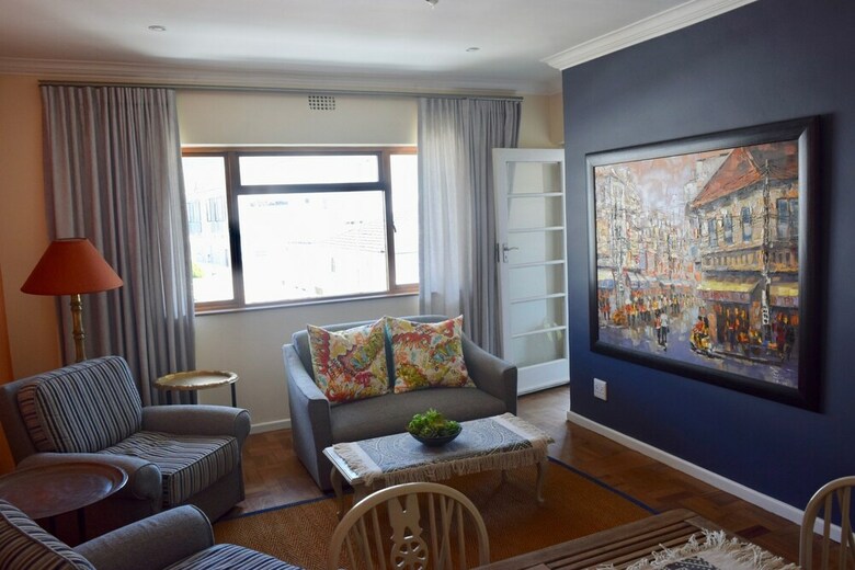 Apartamentos Well-located 2 Bedroom Flat In Gardens
