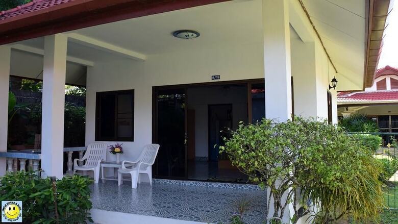 Hotel Smile House And Pool