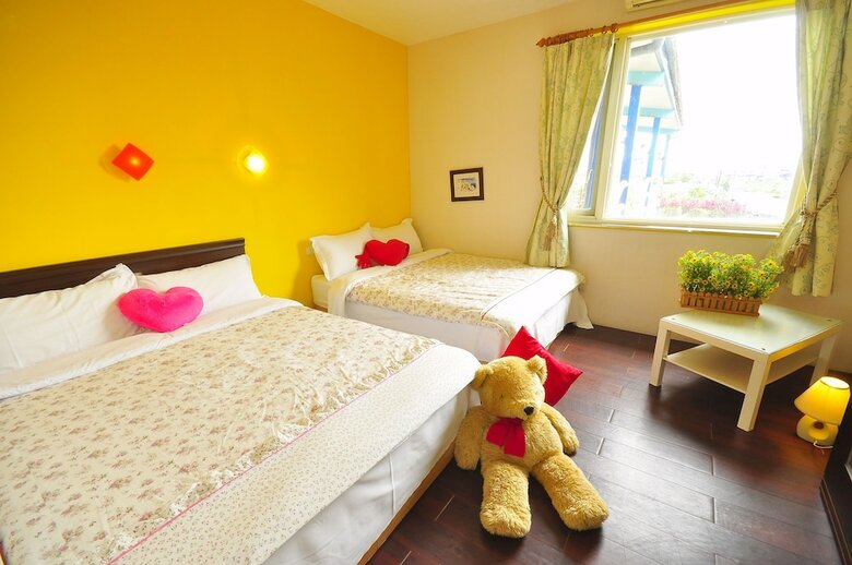 Bed & Breakfast Smile Orange Homestay