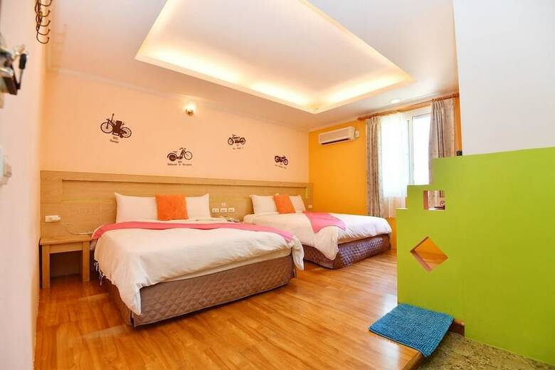 Hotel Rock House