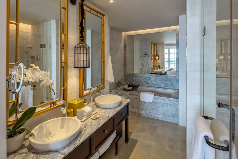 Mia Saigon Luxury Boutique Hotel