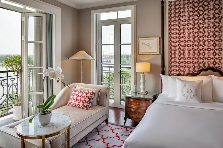Mia Saigon Luxury Boutique Hotel