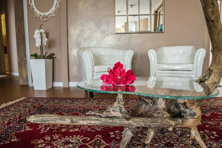 Tatiana Luxury Villa & Bed And Breakfast