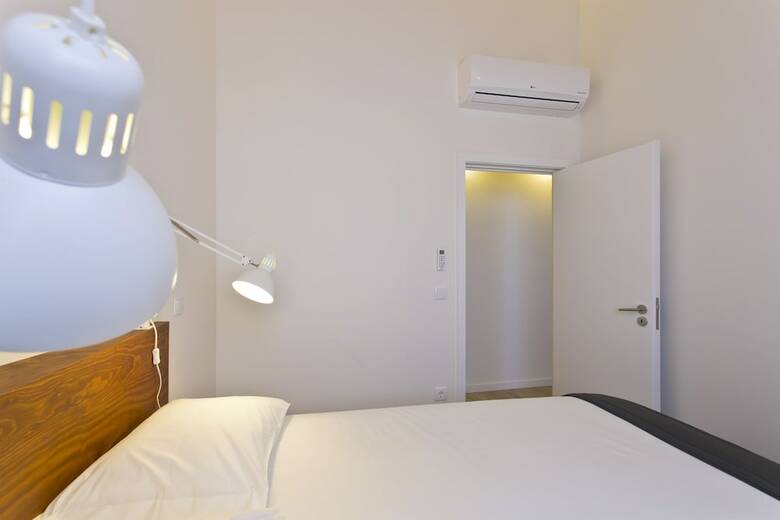 Rva S�o Jo�o Novo Apartments