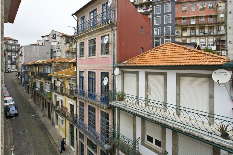 Rva S�o Jo�o Novo Apartments