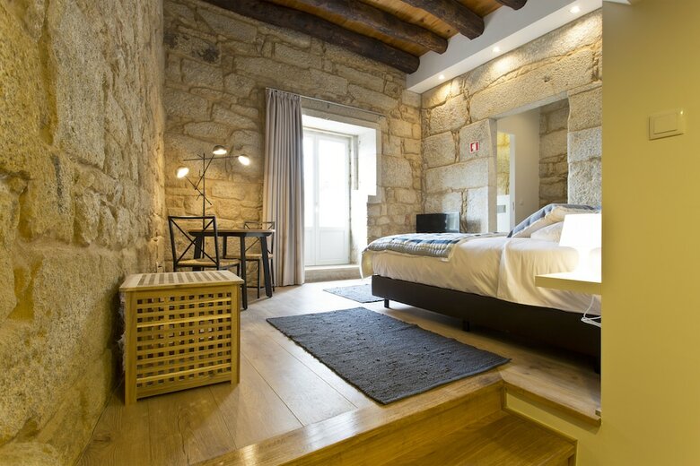 Rva S�o Jo�o Novo Apartments