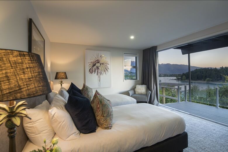 Lakefront Luxury