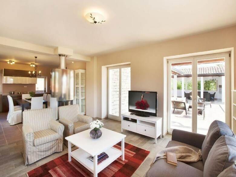 Villas Modena & Luxoria