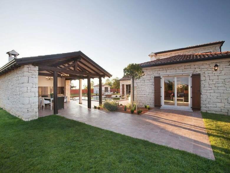 Villas Modena & Luxoria