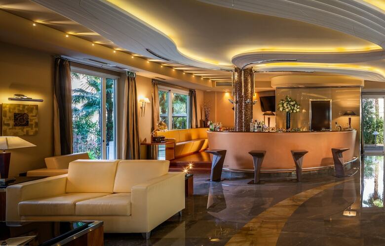 Hotel Kristal Palace - Tonellihotels