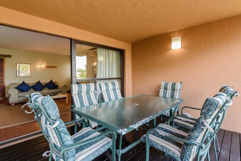 San Lameer Villa Rentals 3206