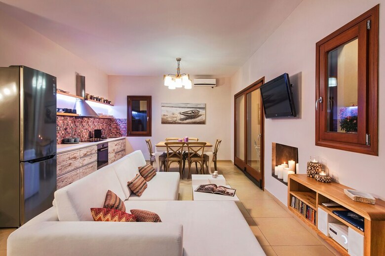 Centro Houses