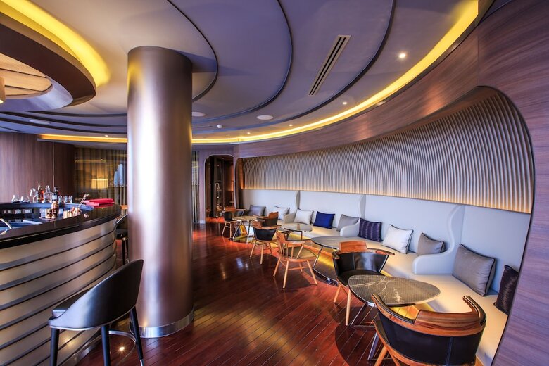 Hotel Tower Club At Lebua (The World?s First Vertical Destination)