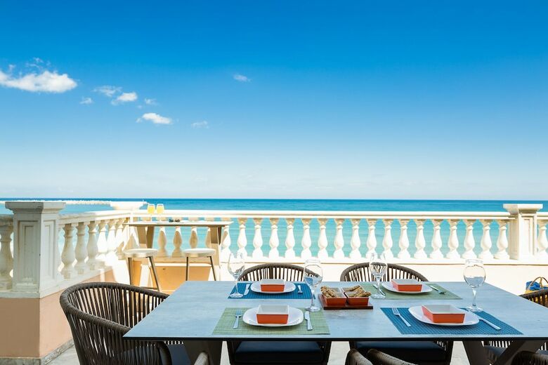 Apartamentos Madel Suite - Feeling Sea Breeze
