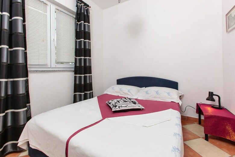 Apartments Grgur