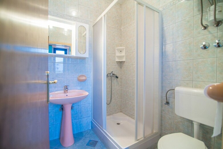 Apartments Valenti? 1304 Pag