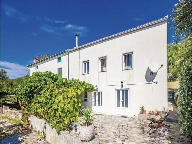 Holiday House Mali Raj