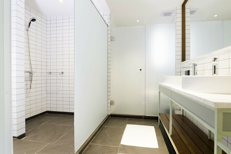 Samsen Street Hotel