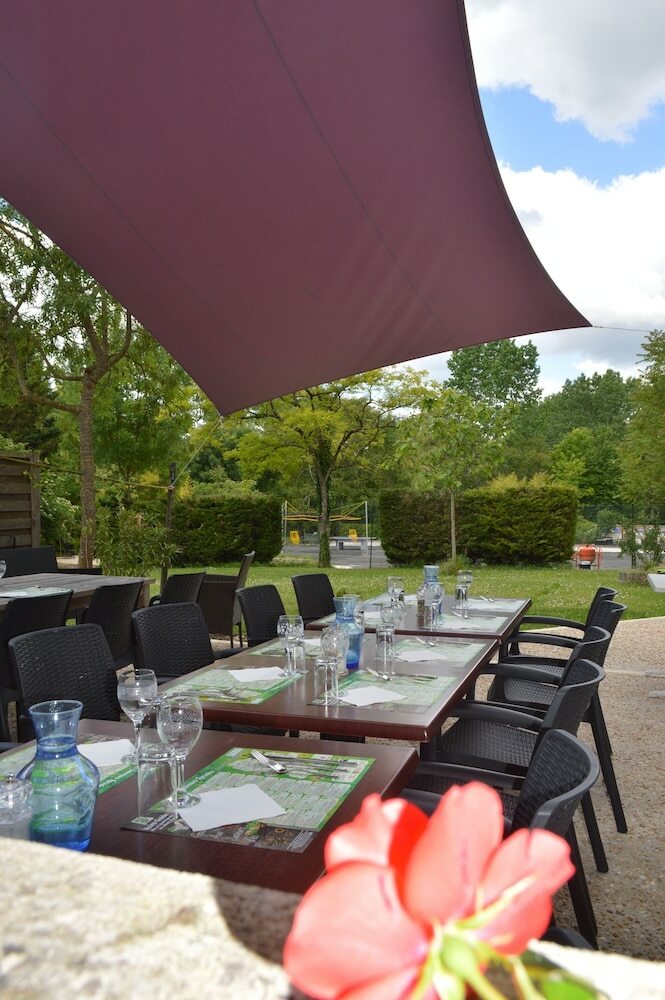 Camping Le Petit Lion - Lodges Bois
