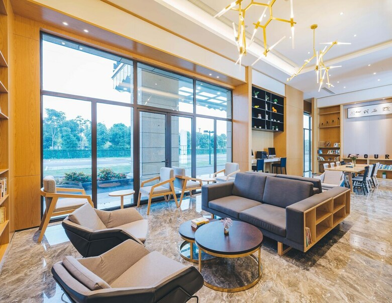 Atour Hotel Exhibition Center Harbin