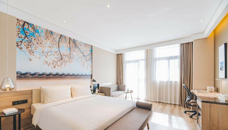 Atour Hotel Time Square Lianyungang