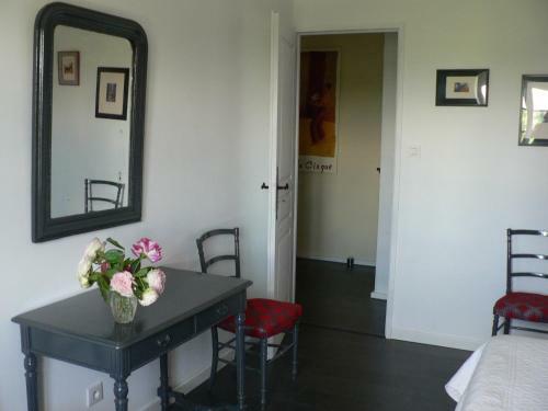 Hostal Chambres D'h�tes Et G�tes Du Ch�teau de Clauzuroux