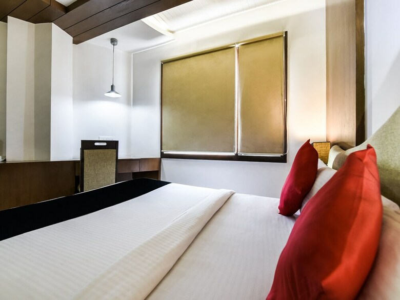 Capital O 30399 Hotel Prime Presidency